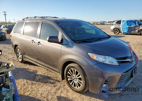 2018 Toyota Sienna Xle из США, поврежденный, VIN 5TDYZ3DC7JS961207